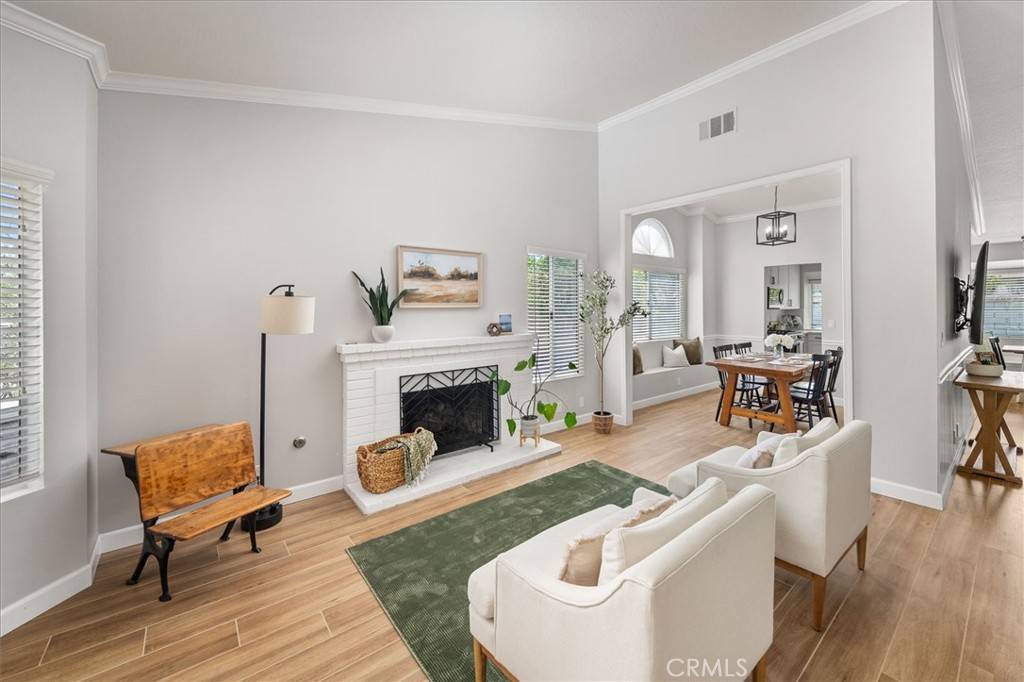 Saugus, CA 91390,28701 Citrus PL