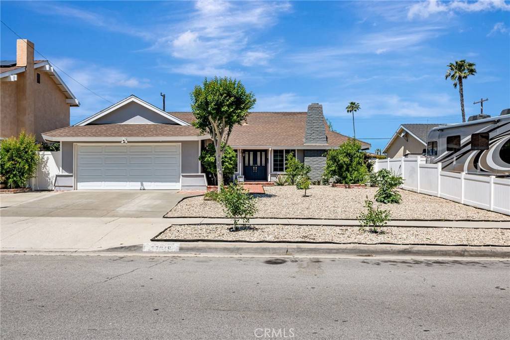 Canyon Country, CA 91351,27049 Langside AVE