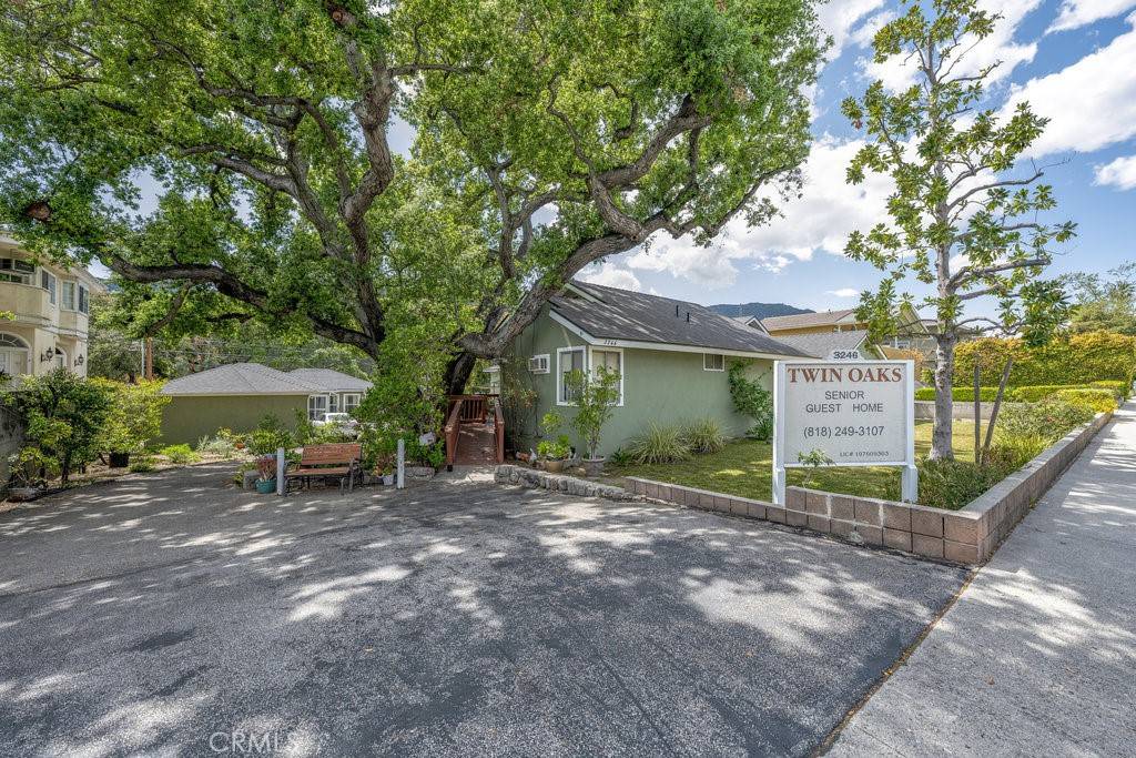 Glendale, CA 91214,3242 Honolulu AVE