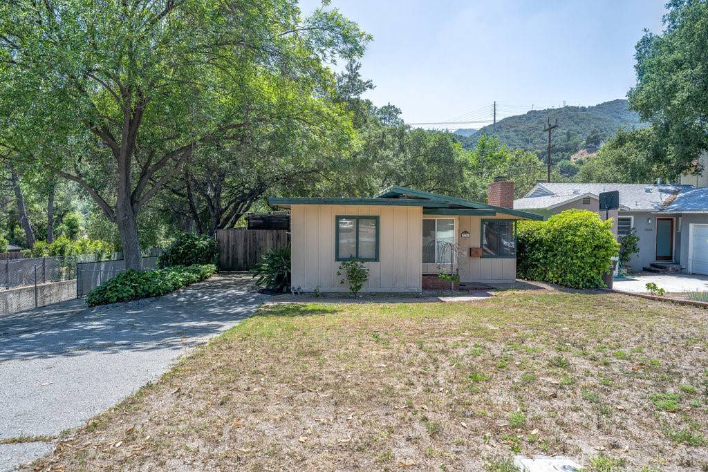 La Crescenta, CA 91214,3226 Mills AVE