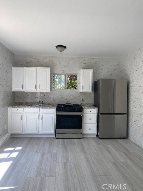 West Hills, CA 91304,23176 Jonathan #B