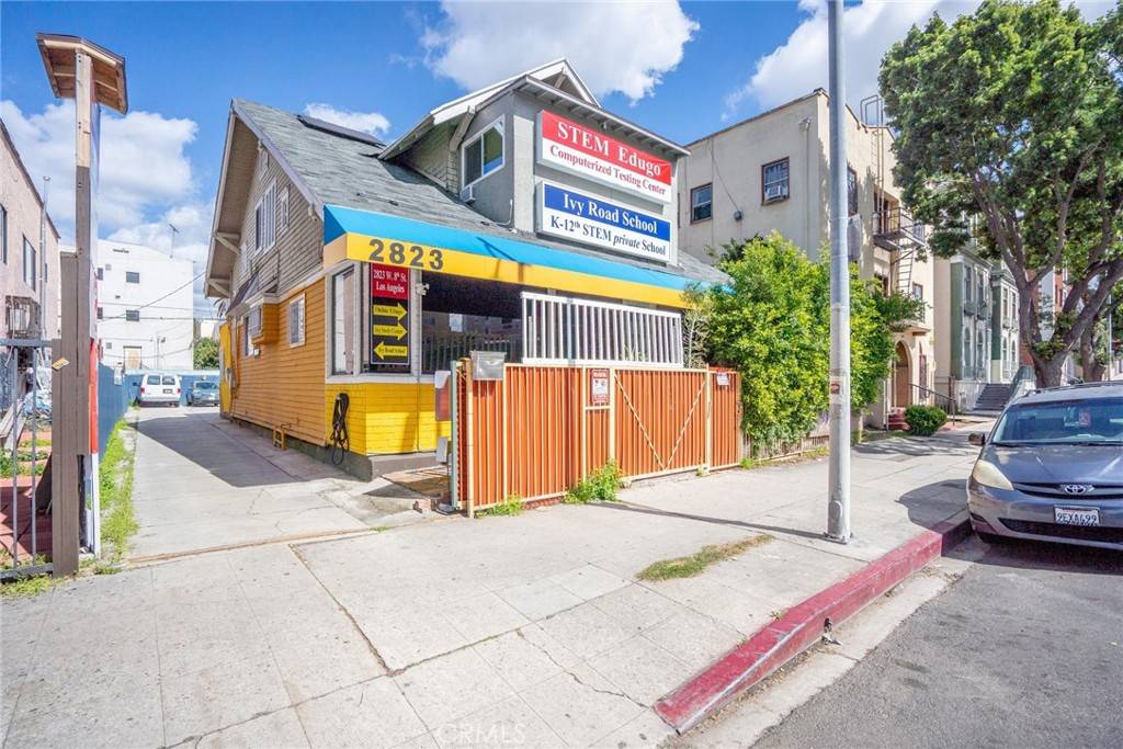 Los Angeles, CA 90005,2823 W 8th ST