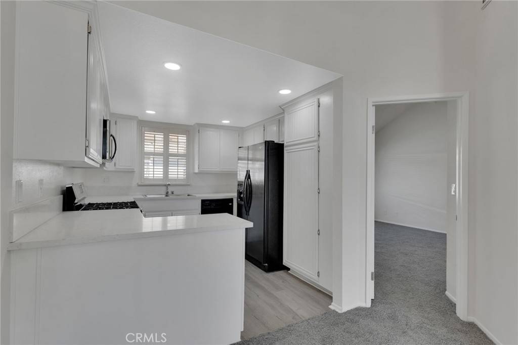 Canyon Country, CA 91351,26746 Claudette ST #462