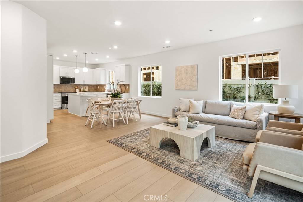 Carson, CA 90745,393 Willow Run LN