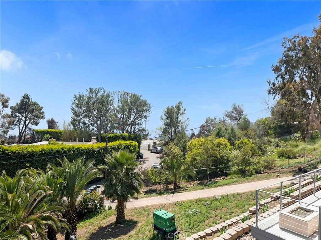 Malibu, CA 90265,20537 Little Rock WAY