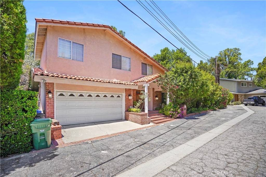 22633 Crespi ST Woodland Hills, CA 91364
