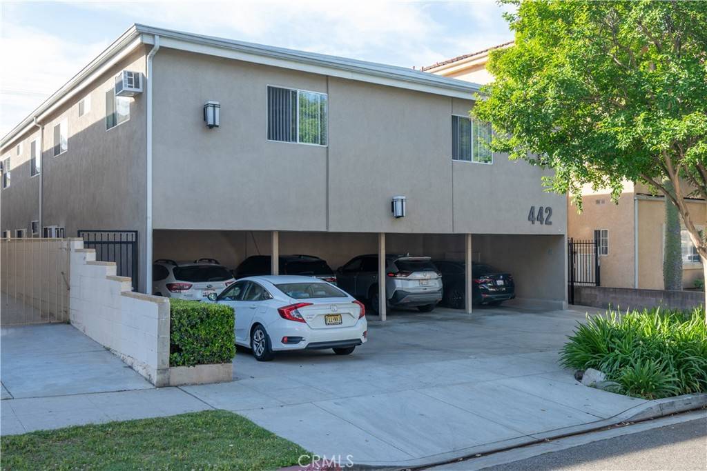 Burbank, CA 91501,442 E Santa Anita AVE