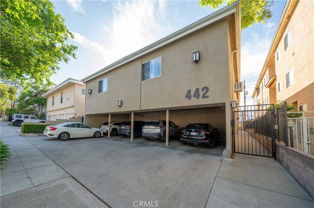 Burbank, CA 91501,442 E Santa Anita AVE