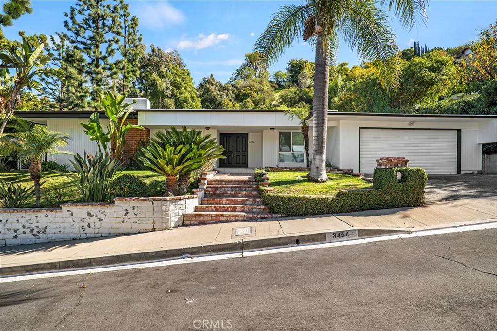 Encino, CA 91436,3454 Green Vista DR