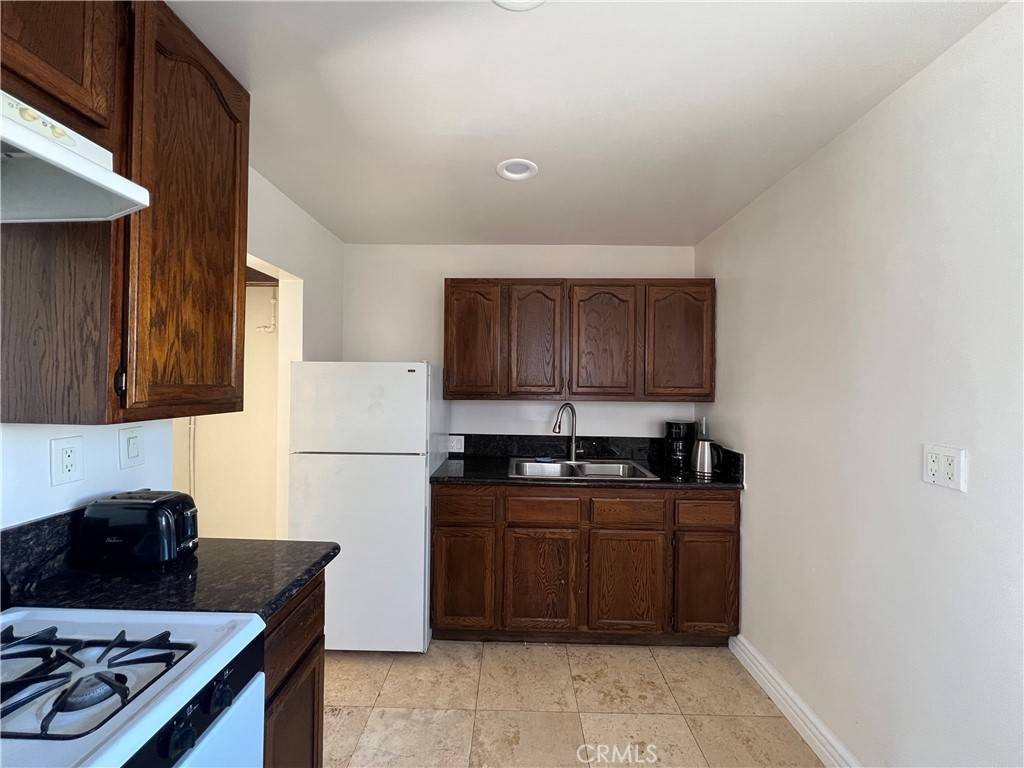 North Hollywood, CA 91601,5255 Denny Ave