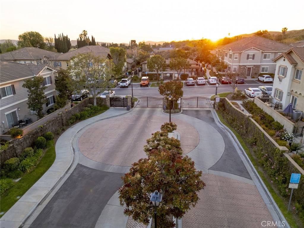 2727 Night Jasmine DR Simi Valley, CA 93065
