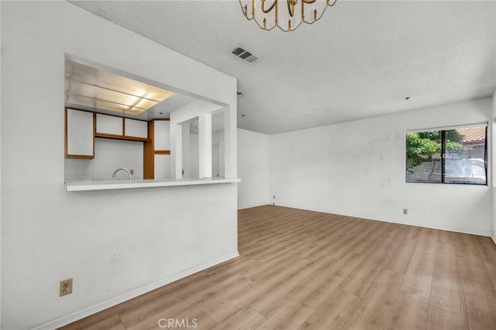 Pacific Palisades, CA 90272,517 Palisades DR