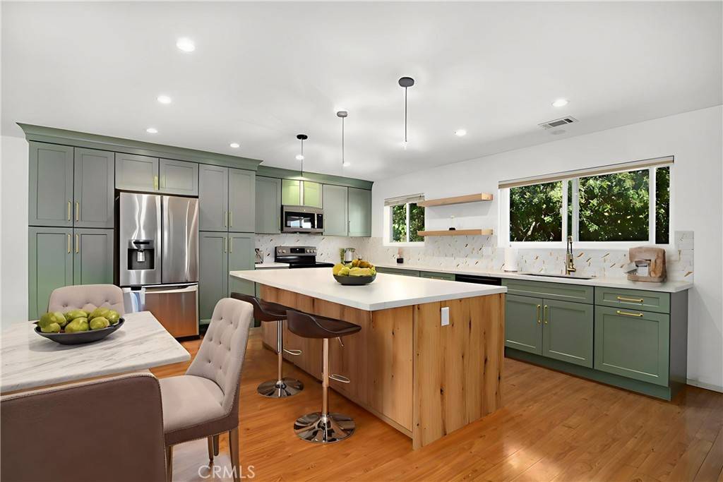 Thousand Oaks, CA 91360,3417 Calle Quebracho