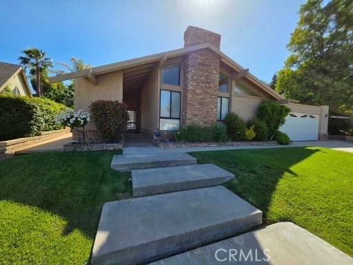 Valencia, CA 91355,25453 Via Novia