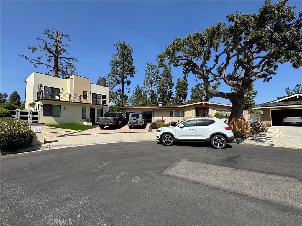 Chatsworth, CA 91311,10658 Fullbright AVE