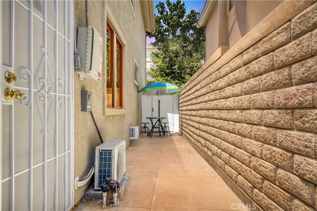 Simi Valley, CA 93063,2617 Silver Stream CT