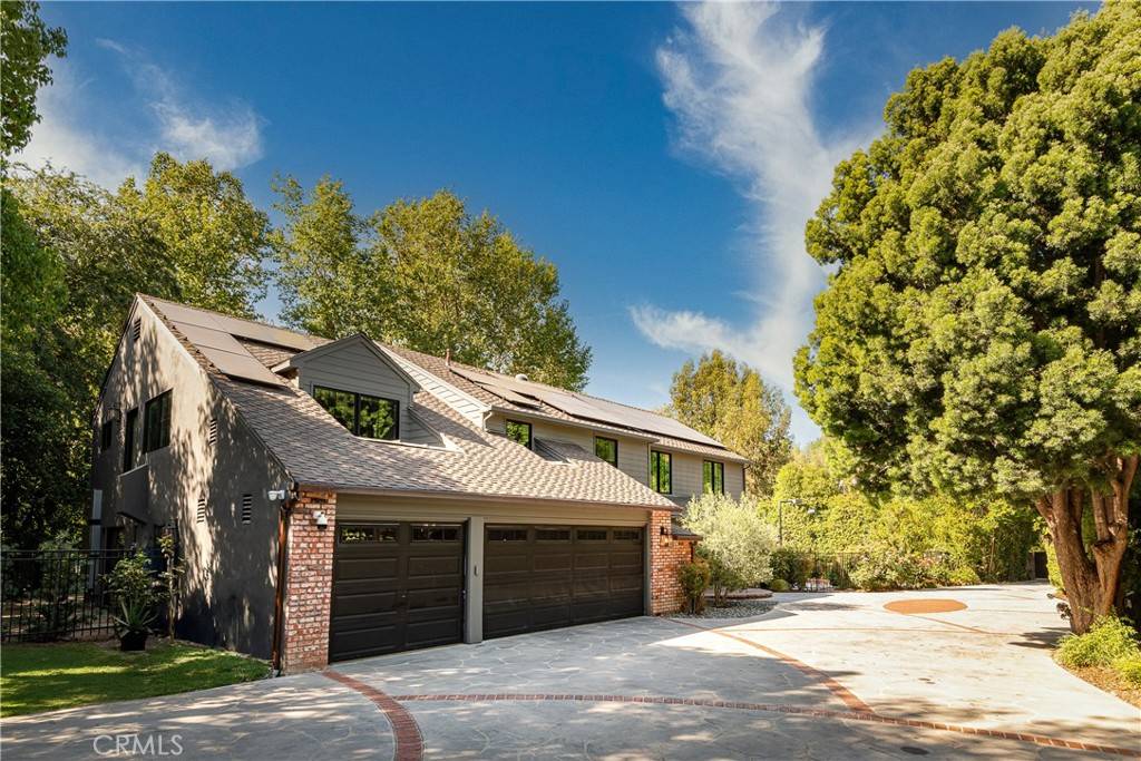 Tarzana, CA 91356,4851 Corbin AVE
