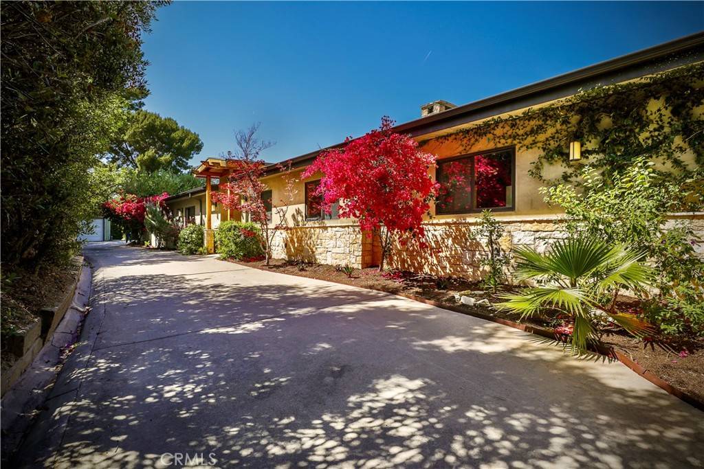 Sherman Oaks, CA 91423,3700 Koster AVE