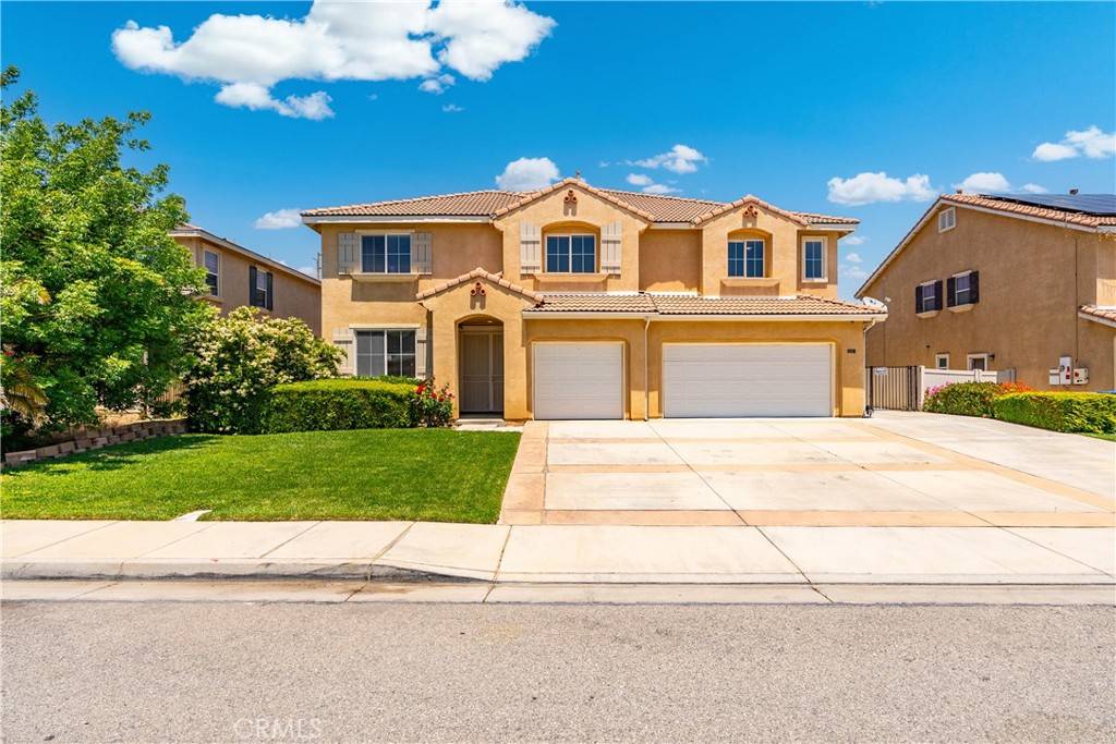 Palmdale, CA 93551,2207 Cork Oak ST