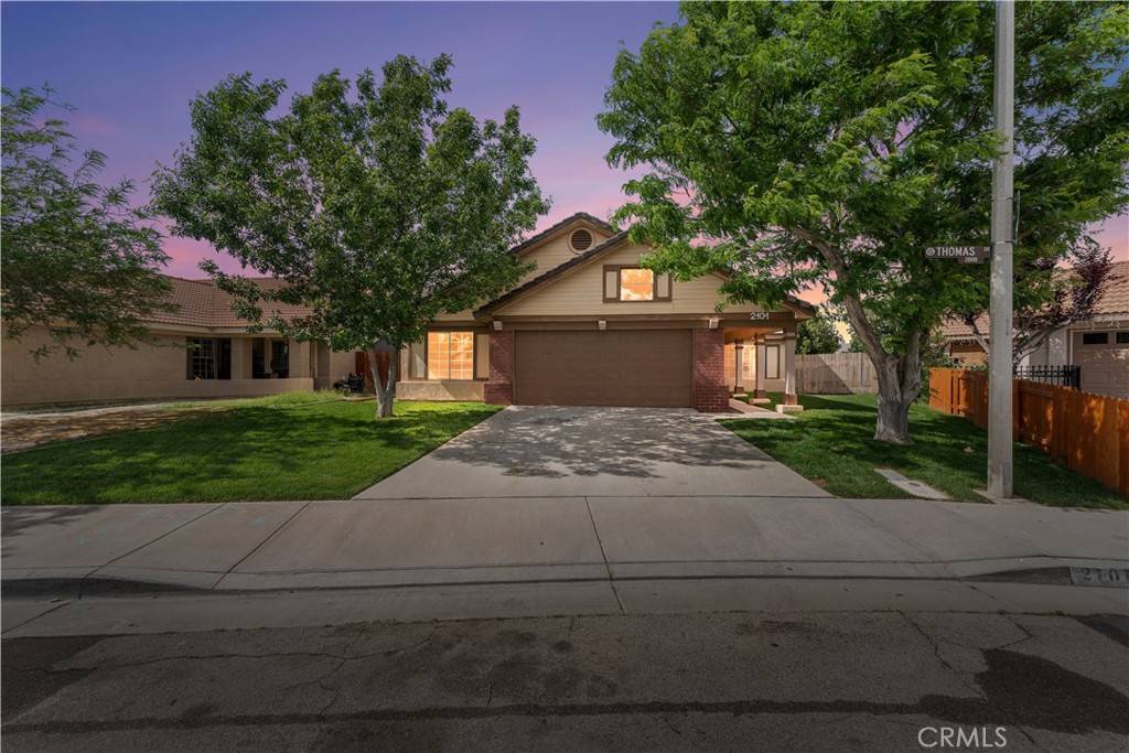 Lancaster, CA 93535,2101 Thomas DR
