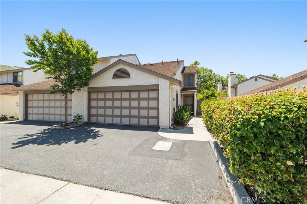 Ventura, CA 93001,204 Ute LN