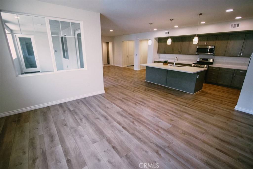 Oxnard, CA 93036,2850 Wagon Wheel Rd