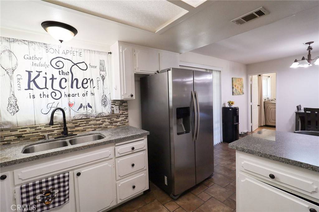 Hesperia, CA 92345,18353 Hackberry ST