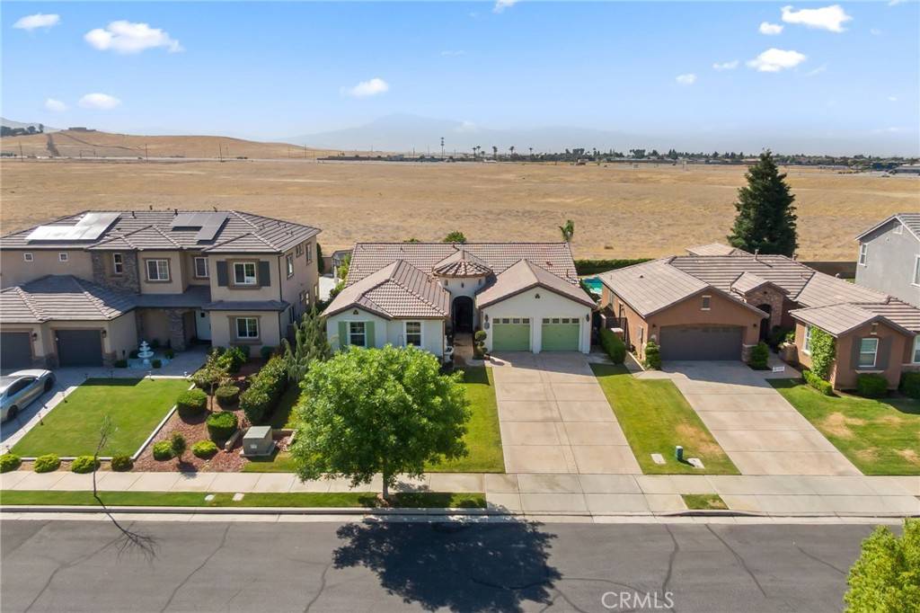 Bakersfield, CA 93306,10705 Topiary DR