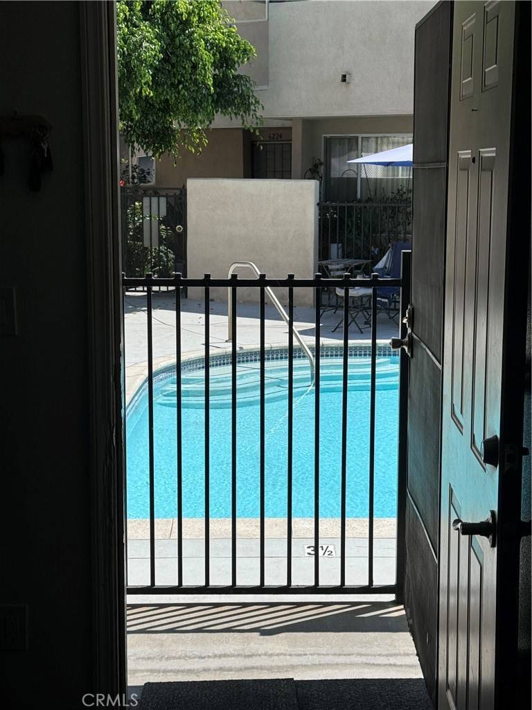 North Hollywood, CA 91606,6223 Morse AVE
