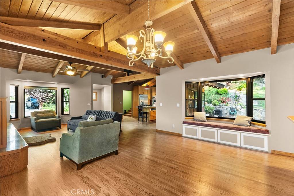 Newhall, CA 91321,25009 Atwood BLVD