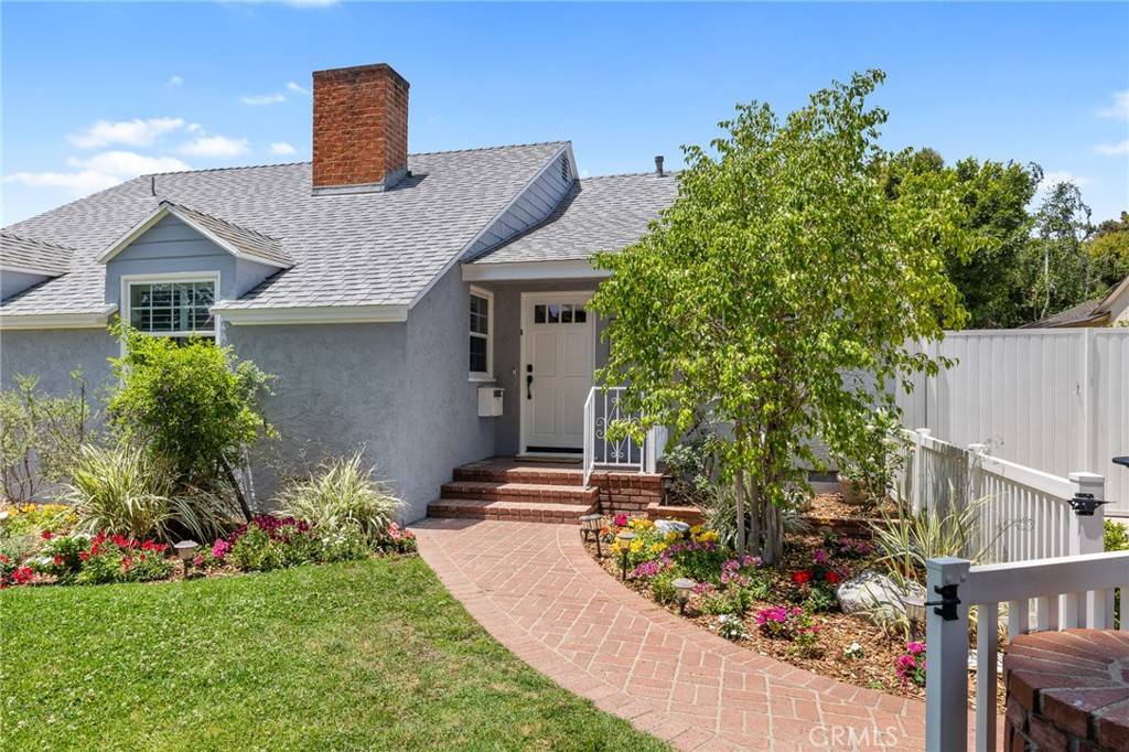 Sherman Oaks, CA 91423,5023 Stern AVE