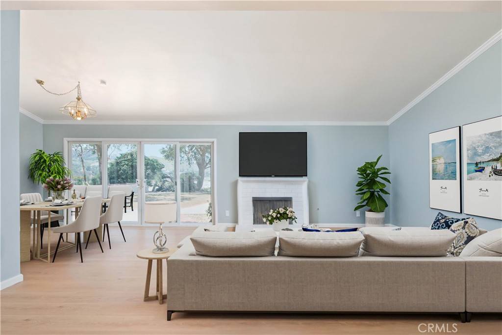 Granada Hills, CA 91344,12824 Woodley AVE