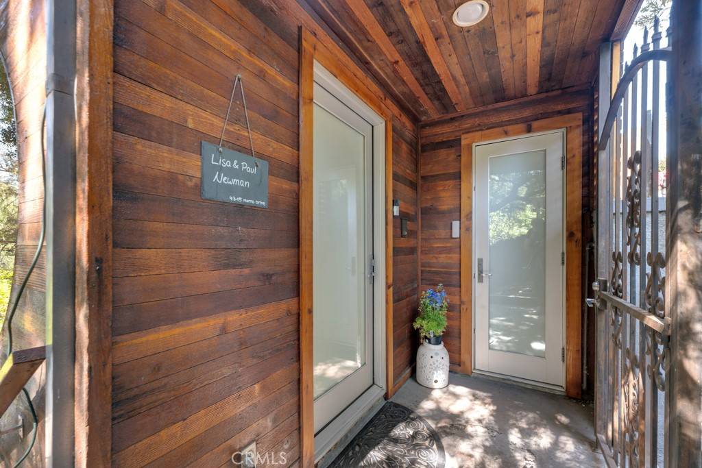 Woodland Hills, CA 91364,4315 Morro DR