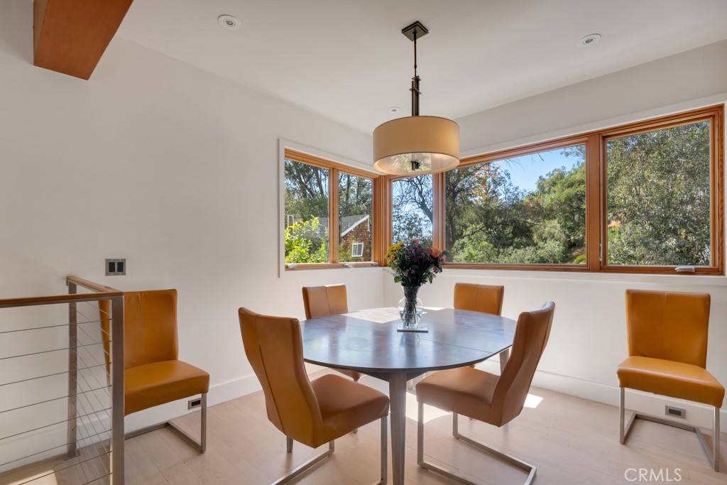 4315 Morro DR Woodland Hills, CA 91364