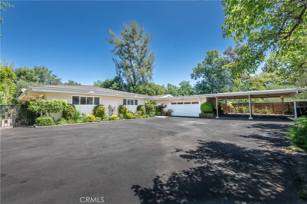 Encino, CA 91436,16303 Meadowridge RD