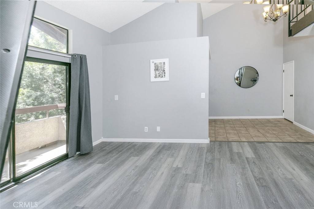 Canyon Country, CA 91387,28031 Sarabande LN #128