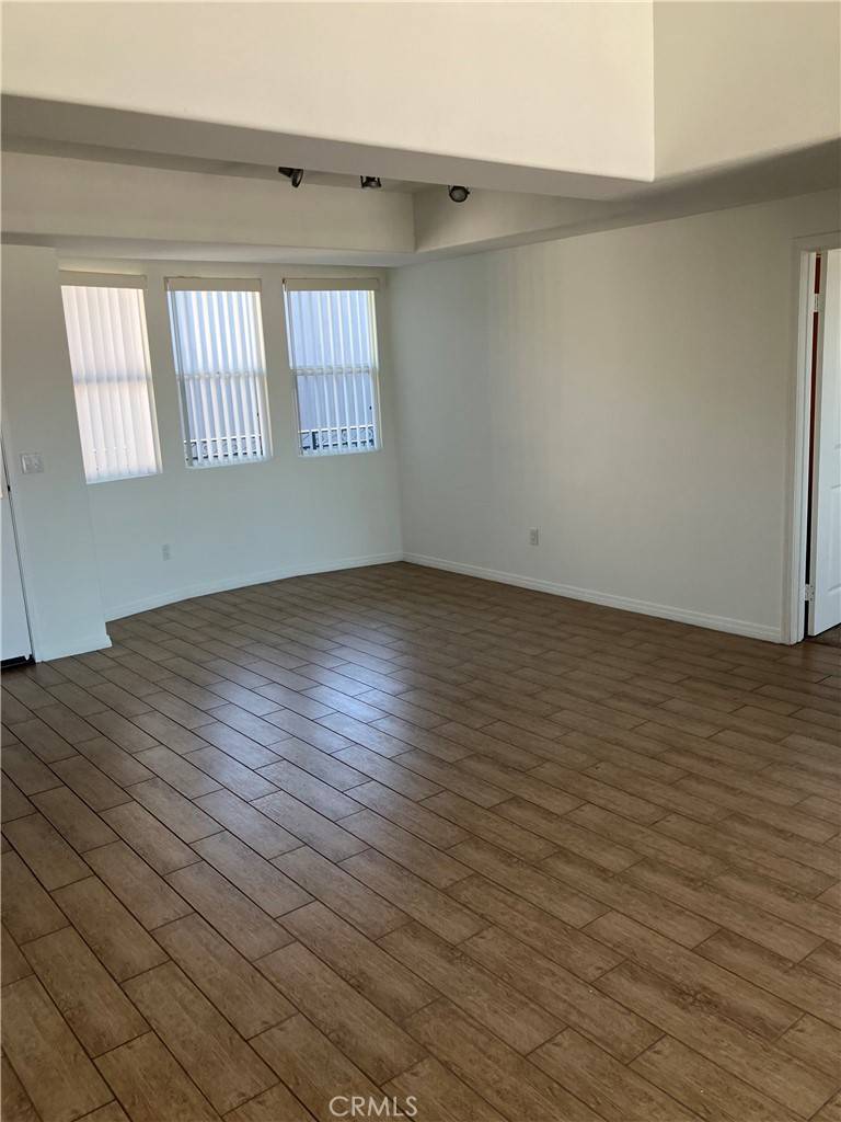 Valley Village, CA 91607,11925 KLING ST #408