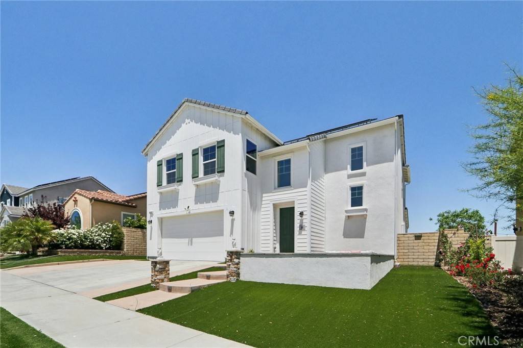 Canyon Country, CA 91387,25220 Golden Maple DR