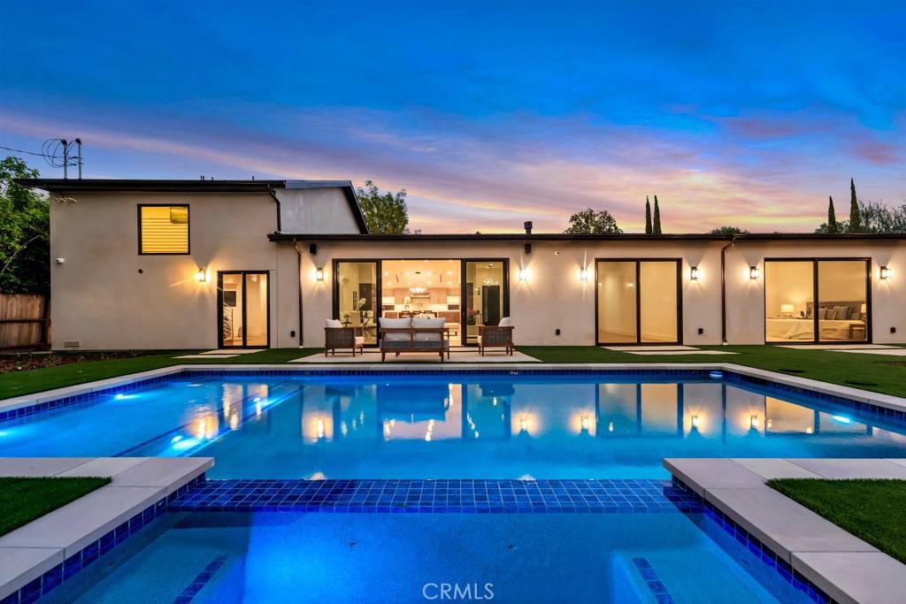 4801 Abbeyville AVE Woodland Hills, CA 91364