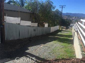 Corona, CA 90064,0 Vic Consul