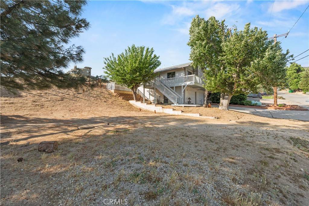 Lake Hughes, CA 93532,43323 LOOKABOUT RD