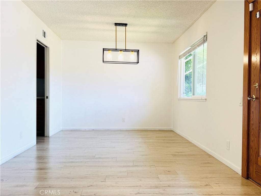 West Hills, CA 91307,24124 Highlander RD