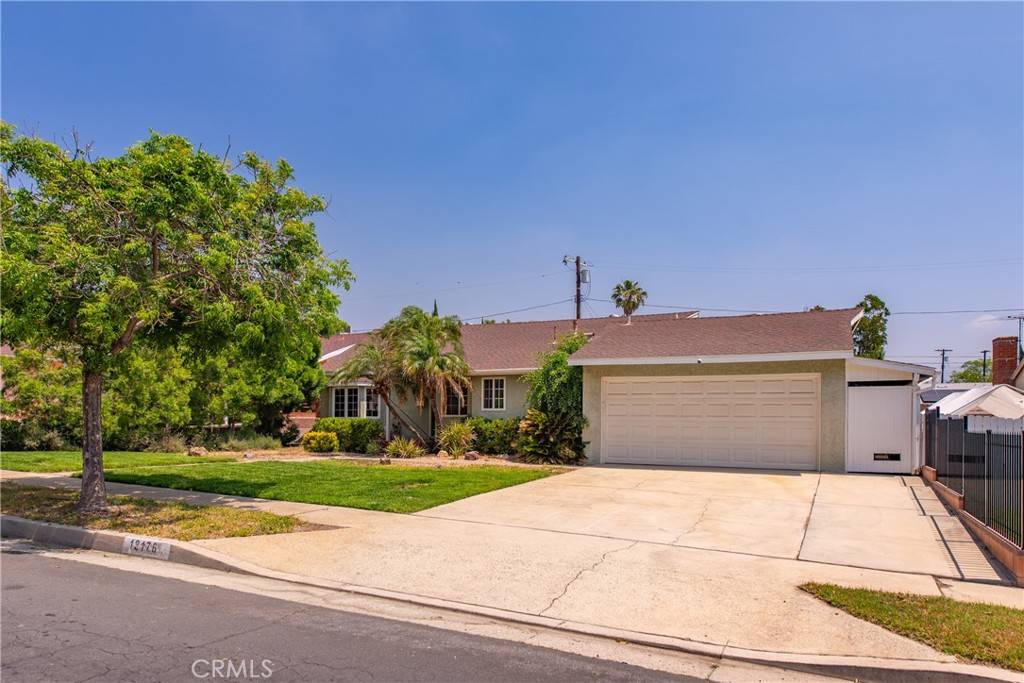 Sylmar, CA 91342,12176 Newgard AVE