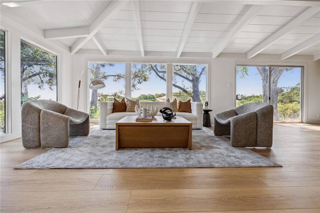 Los Altos Hills, CA 94022,25870 Westwind WAY