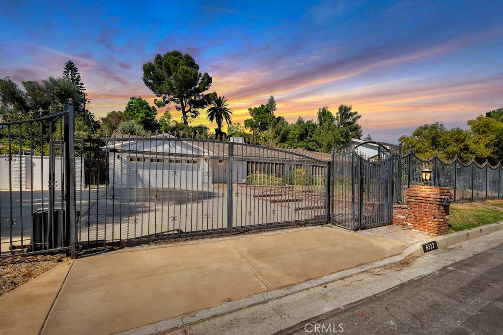 Woodland Hills, CA 91364,5317 Lubao AVE