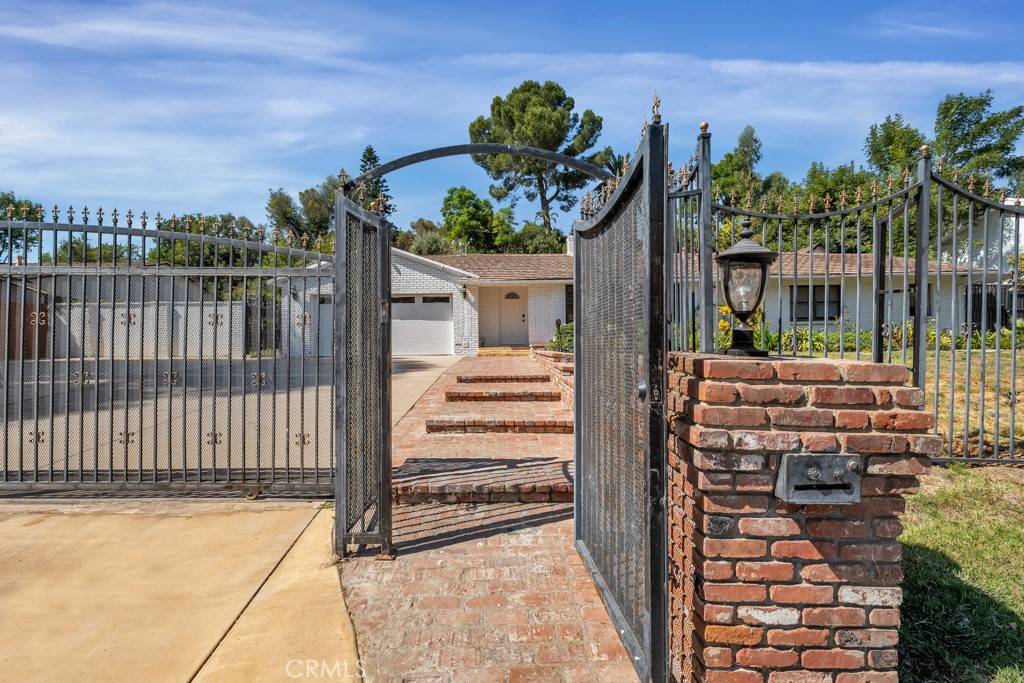 Woodland Hills, CA 91364,5317 Lubao AVE