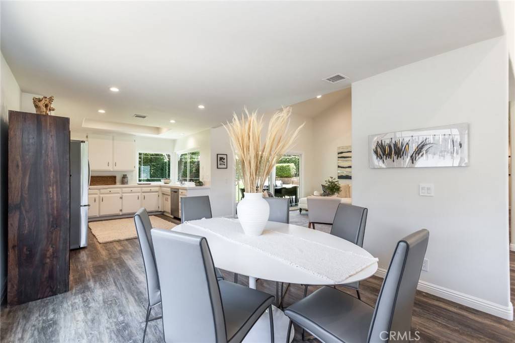 3231 Texas AVE Simi Valley, CA 93063