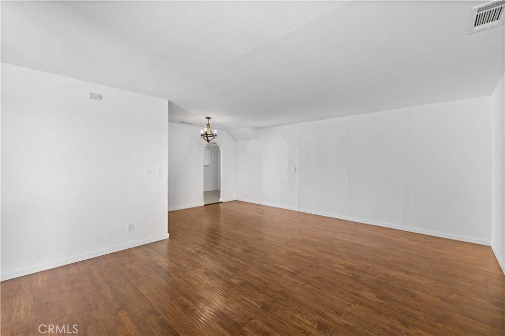 Palmdale, CA 93550,461 E Avenue R5