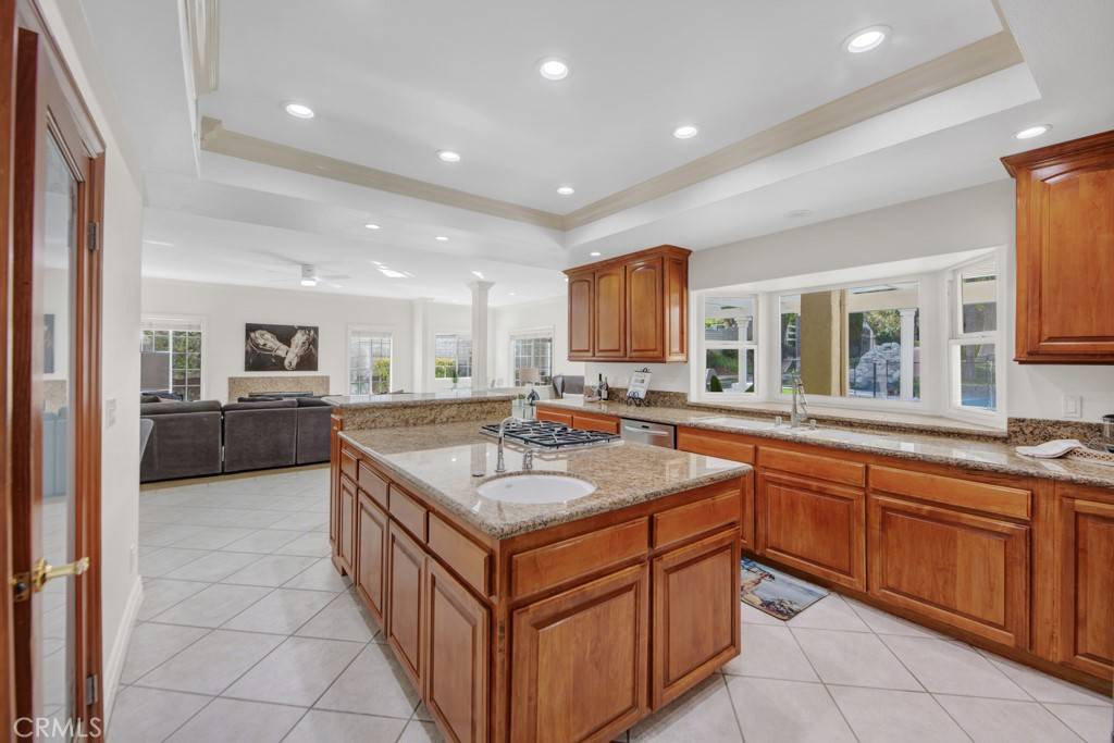 Canyon Country, CA 91387,16069 Comet WAY