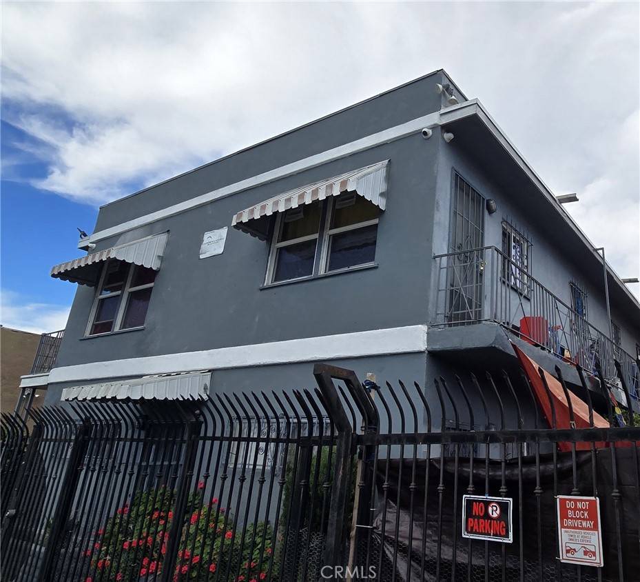 Los Angeles, CA 90047,9508 S. Western Ave.